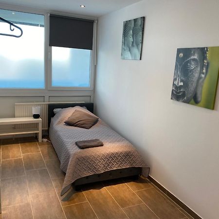 Duisburg Von Oben 3,5 Zimmer 8.Og Frisch Saniert 外观 照片