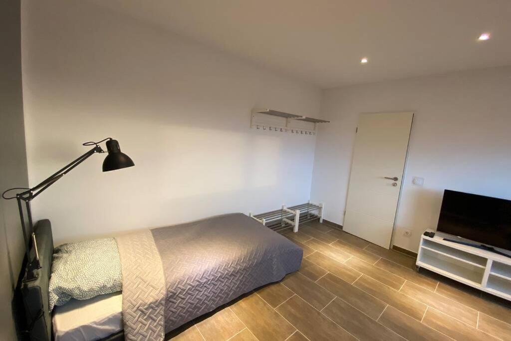 Duisburg Von Oben 3,5 Zimmer 8.Og Frisch Saniert 外观 照片